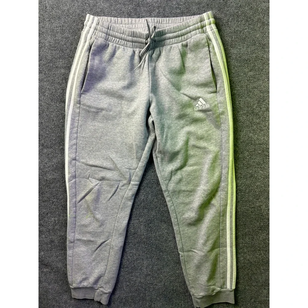 Adidas Joggers Mens Large Grey Essentials 3-Stripes‎ Fleece Sweatpants